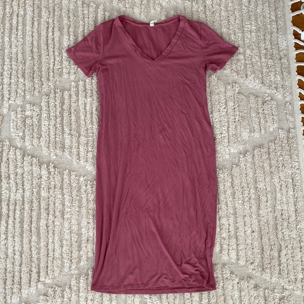 Ribbed midi dress